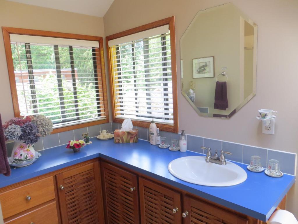 Tea Cozy Bed & Breakfast Qualicum Beach Δωμάτιο φωτογραφία