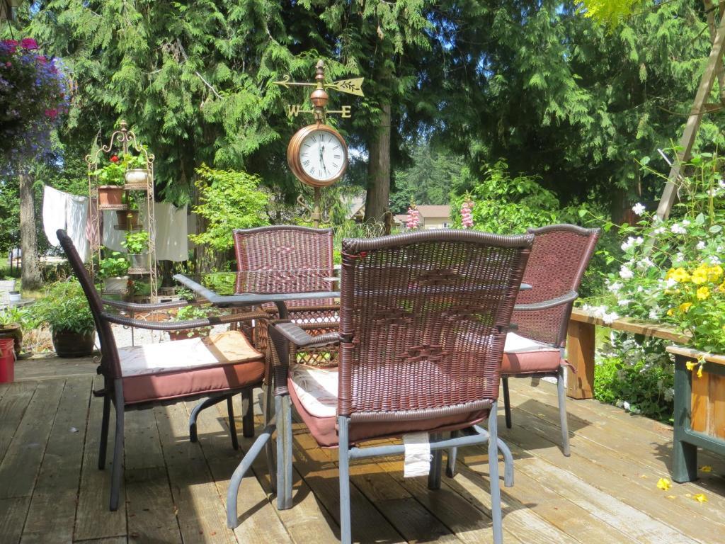 Tea Cozy Bed & Breakfast Qualicum Beach Εξωτερικό φωτογραφία