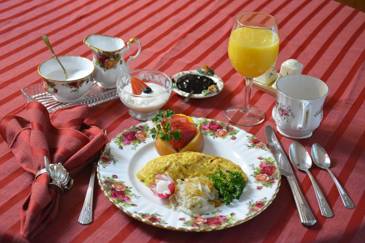 Tea Cozy Bed & Breakfast Qualicum Beach Εξωτερικό φωτογραφία