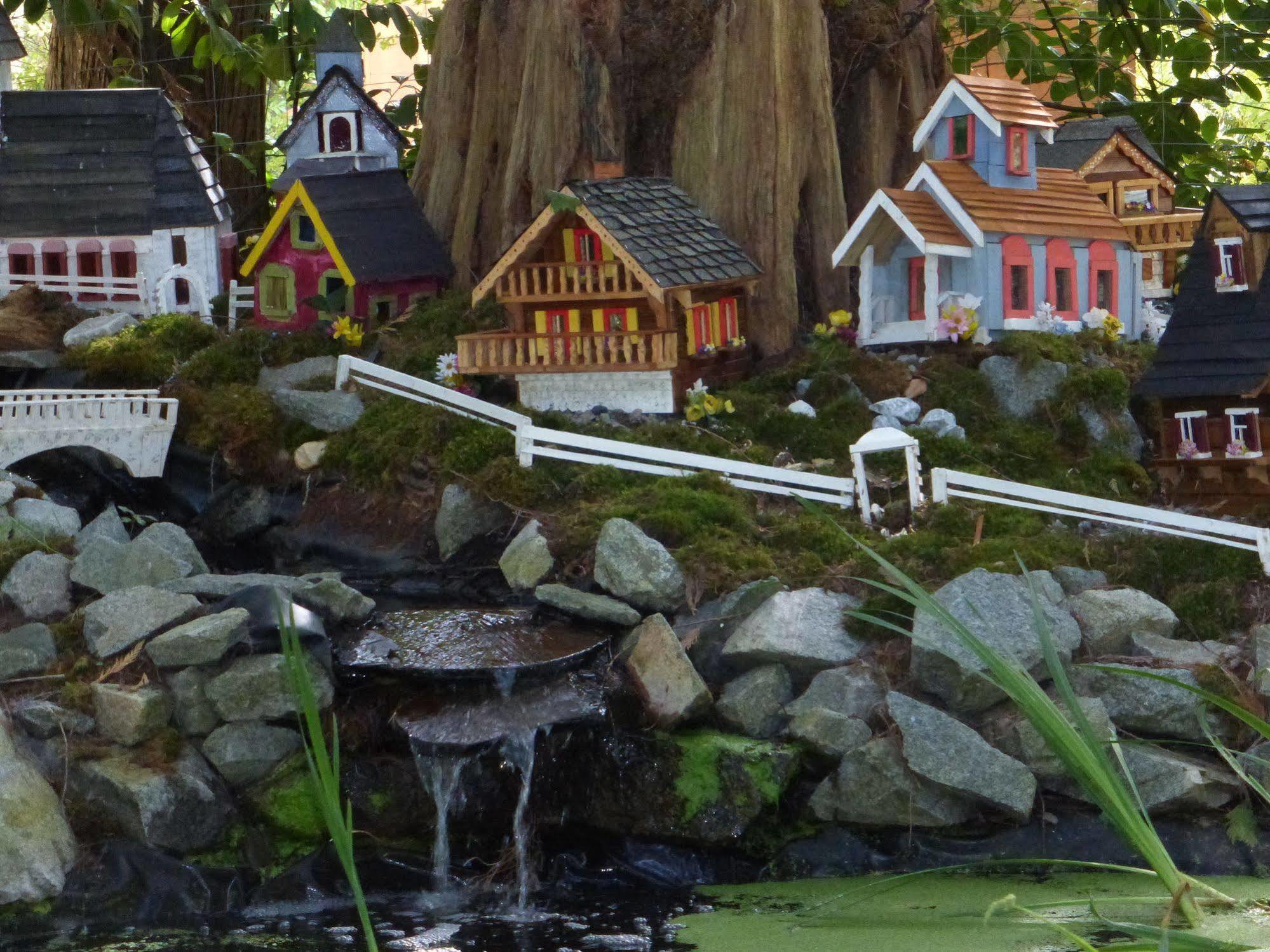 Tea Cozy Bed & Breakfast Qualicum Beach Εξωτερικό φωτογραφία